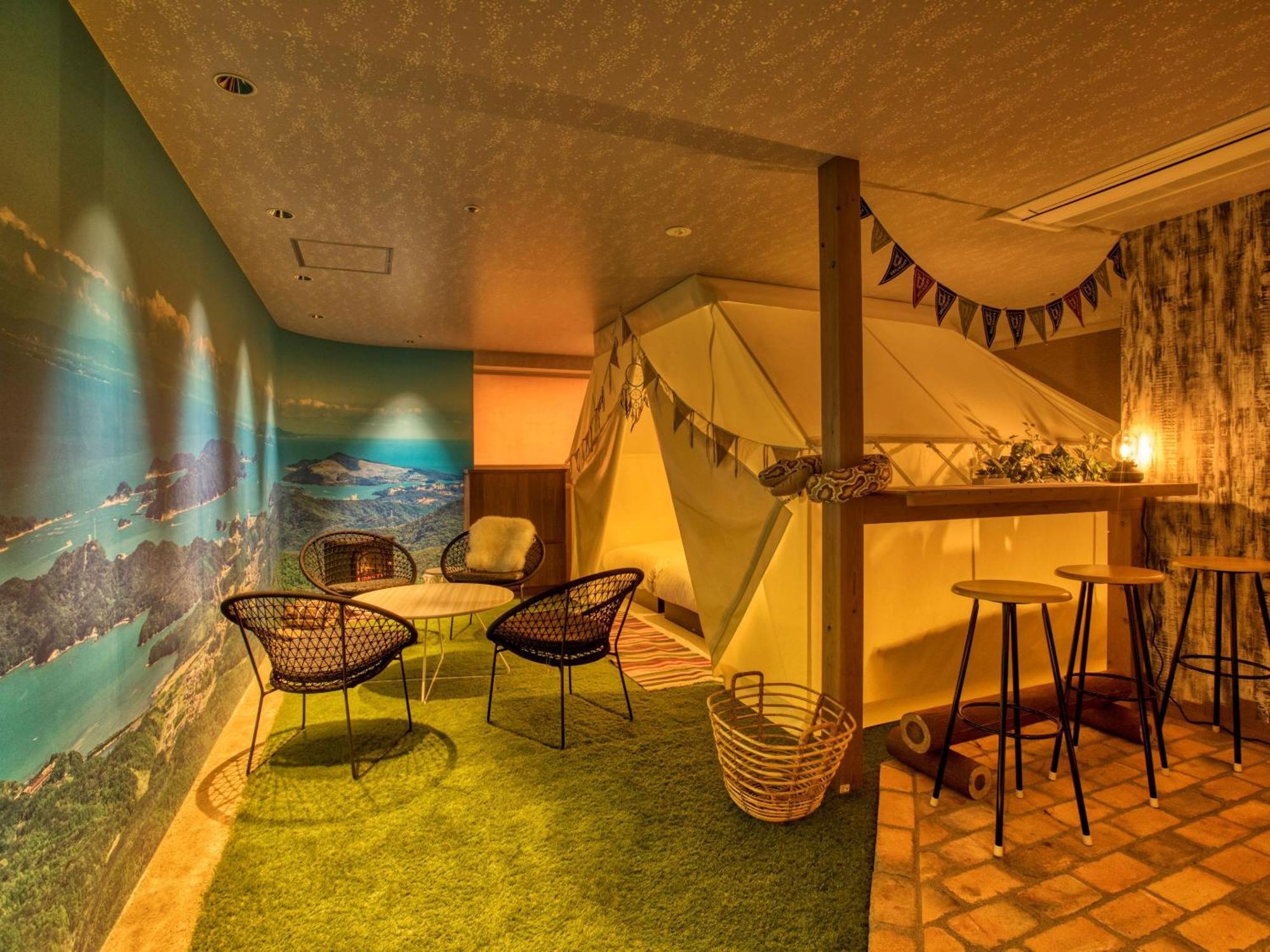 Готель Ooedo Onsen Monogatari Premium Toba Saichoraku Екстер'єр фото