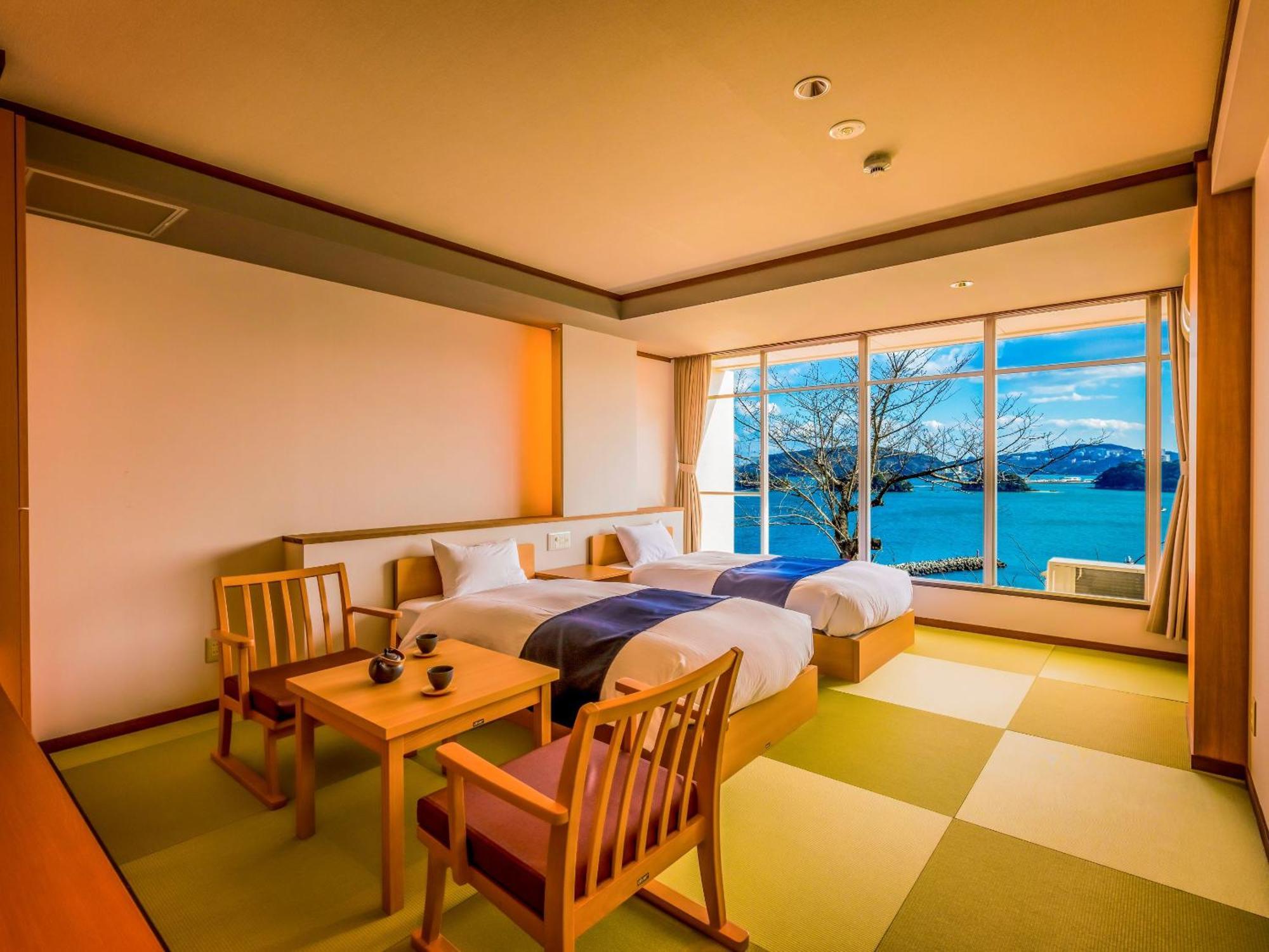 Готель Ooedo Onsen Monogatari Premium Toba Saichoraku Екстер'єр фото